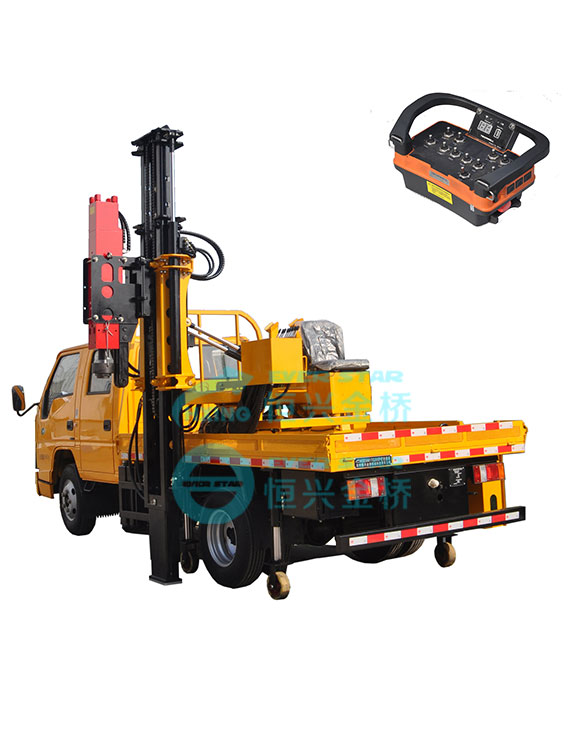 護(hù)欄搶修車