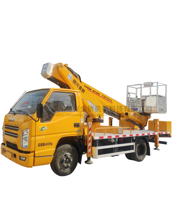 高空作業(yè)車